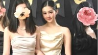 黄磊女儿黄多多17岁穿搭引热议 网友评价：过于成熟