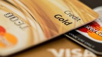 微信支付宝为方便游客来华消费，将恢复支持外国信用卡：