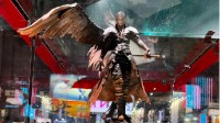 博主分享TGS现场《最终幻想7：重生》萨菲罗斯雕像：手持正宗背生单翼
