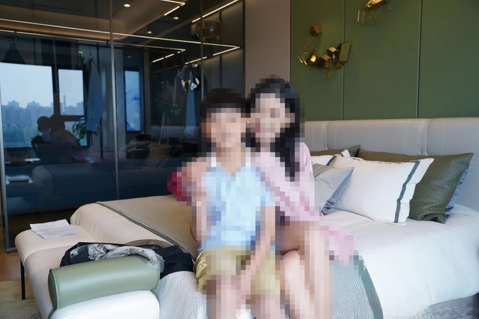 完蛋我被美女包围了乐乐妈介绍 乐乐妈是谁