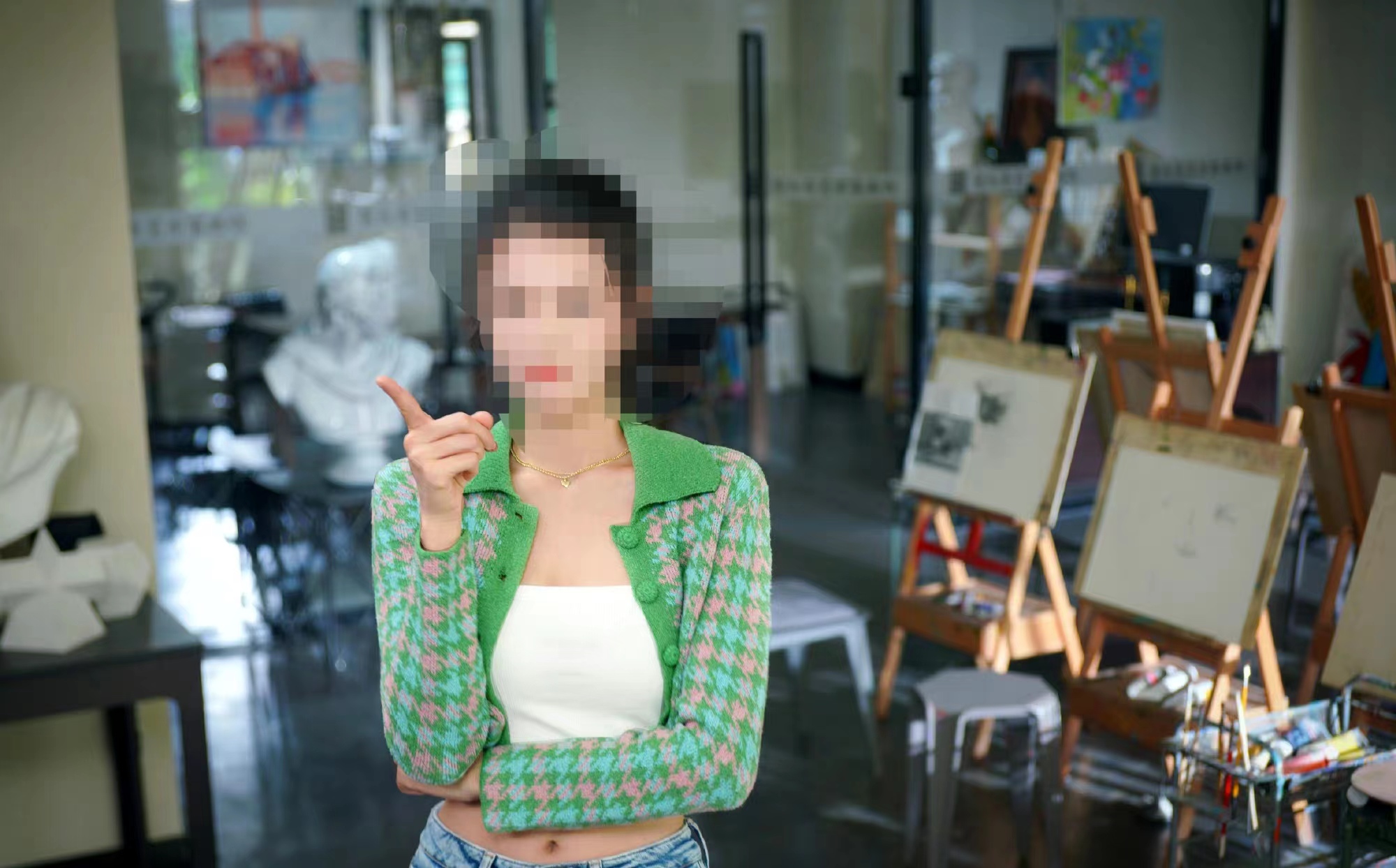 完蛋我被美女包围了一共几章 完蛋我被美女包围了章节介绍