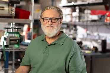 G胖瘦了!脑机接口公司Starfish官网出现了V社总裁近照分享讲解