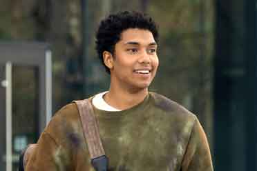 《V世代》演员佩尔多莫去世 制作人：第二季不换人演 讲解分享