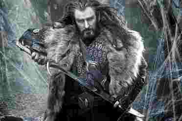 理查德·阿米蒂奇差点失去《霍比特人》片场送给他的剑 讲解分享