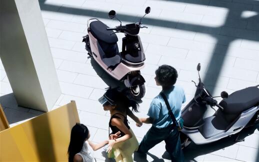 九号首创行业电竞营销玩法，与年轻人玩在一起 “妙想家C系新品 X LNG电竞赛事