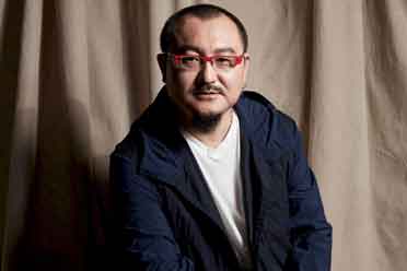 封神第二部路上了 乌尔善：《异人之下》暑期档上映