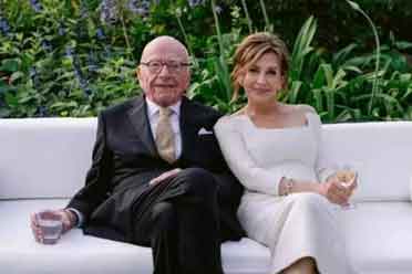 正式迎娶67岁俄罗斯新娘 93岁的默多克第五次结婚了！