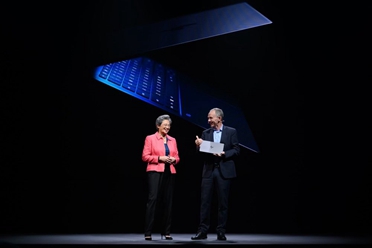 AMD公布全新AI芯片 挑战英伟达 计划实现年度更新讲解分析