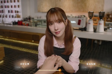 类完蛋的恋爱模拟游戏,终究还是卷到靠AV女优营销 分享解说