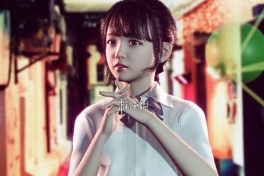 摄影师模拟灯光切换方法解析