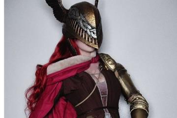 肥厚大腿引侧目 美女COS《老头环》Solo哥和女武神