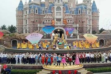 属“高峰日”价格 上海迪士尼回应暑期门票飙至719