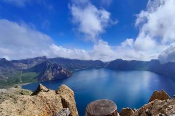 这都要VIP 导游称不买280元VIP就看不到天池