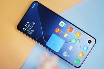 手感媲美iPhone！ 曝小米15 Pro机身轻量化