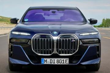 获赔近1400万元 宝马车主被夹断手指