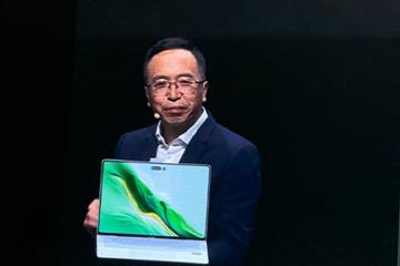 正反都能用 荣耀MagicBook Art首发“灵动慧眼”磁吸摄像头