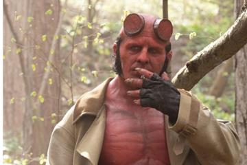 造型相当还原 《地狱男爵》重启电影剧照首曝！